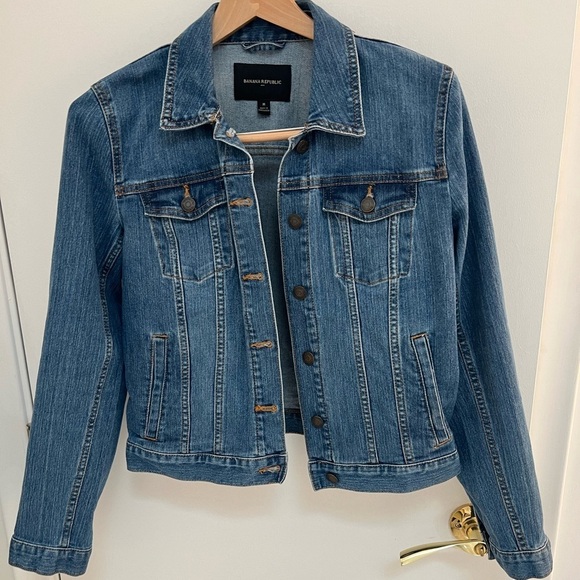 Banana Republic Jackets & Blazers - Banana Republic Blue Jean Jacket. Size M. Excellent used Condition!